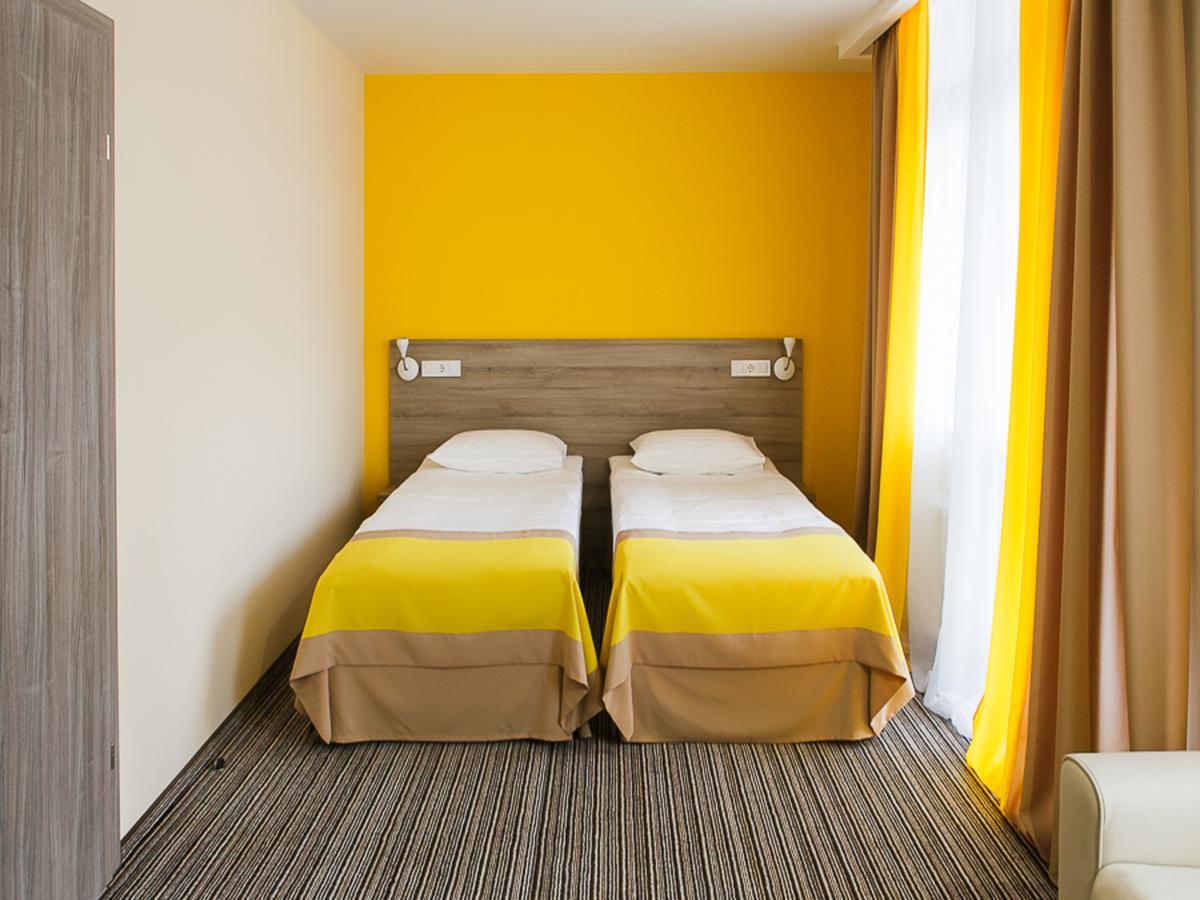 Raziotel Kyiv Yamska Dış mekan fotoğraf