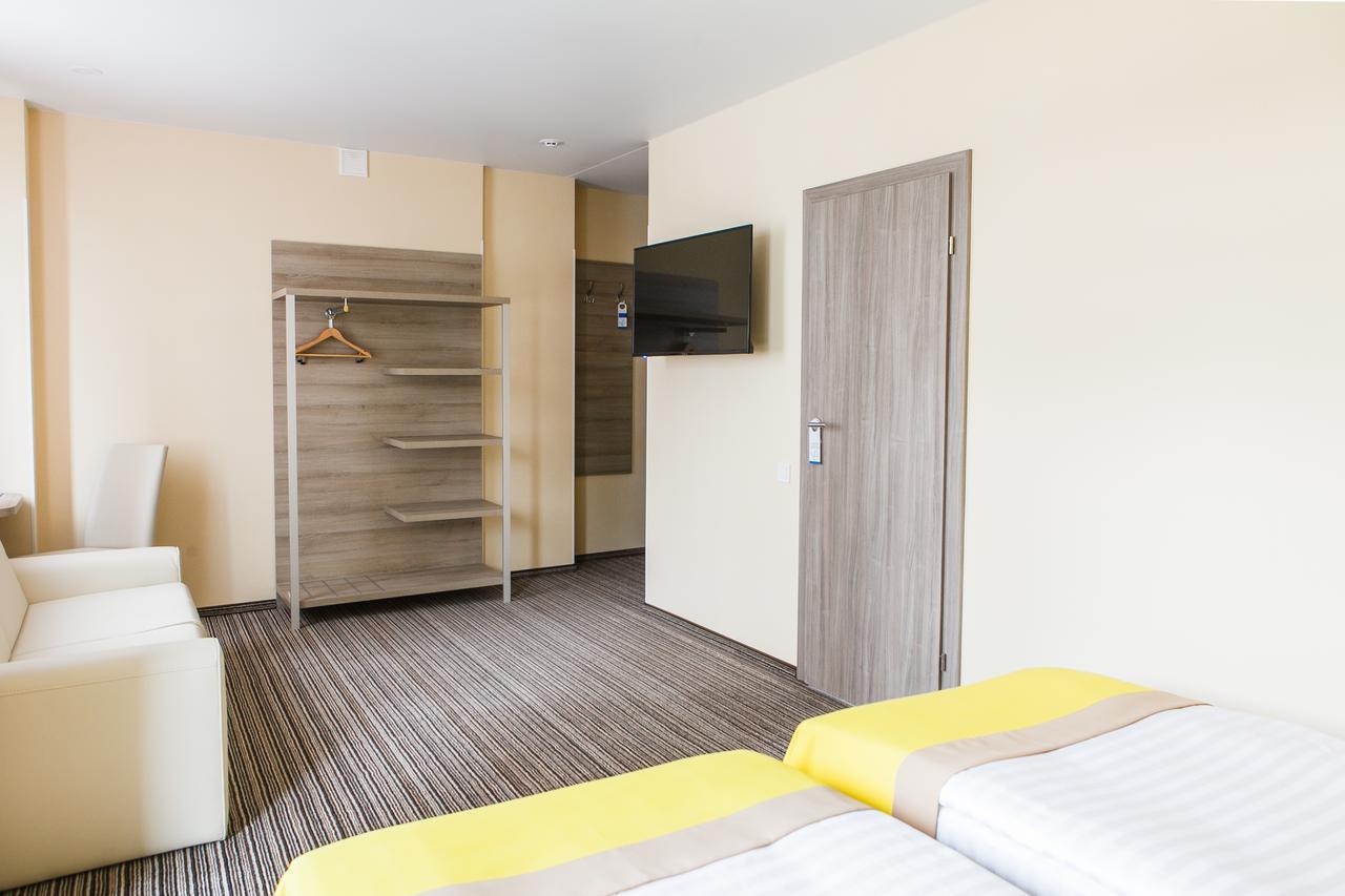 Raziotel Kyiv Yamska Dış mekan fotoğraf